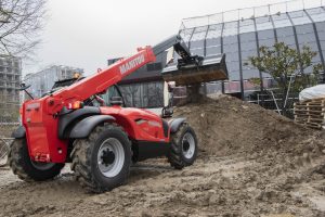 chariots télescopiques compacts sur chantier